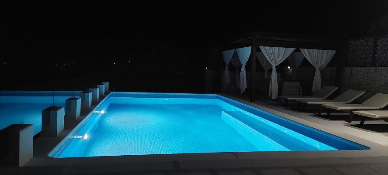 Villa Kristina Sevid Luaran gambar