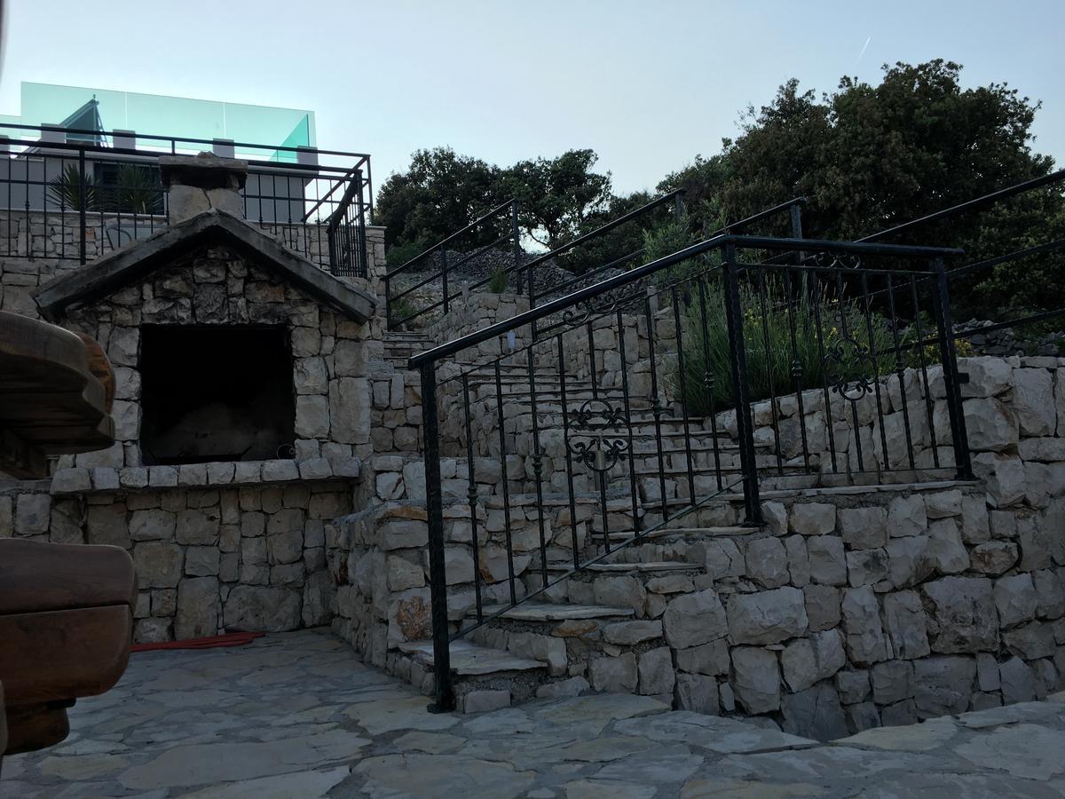 Villa Kristina Sevid Luaran gambar