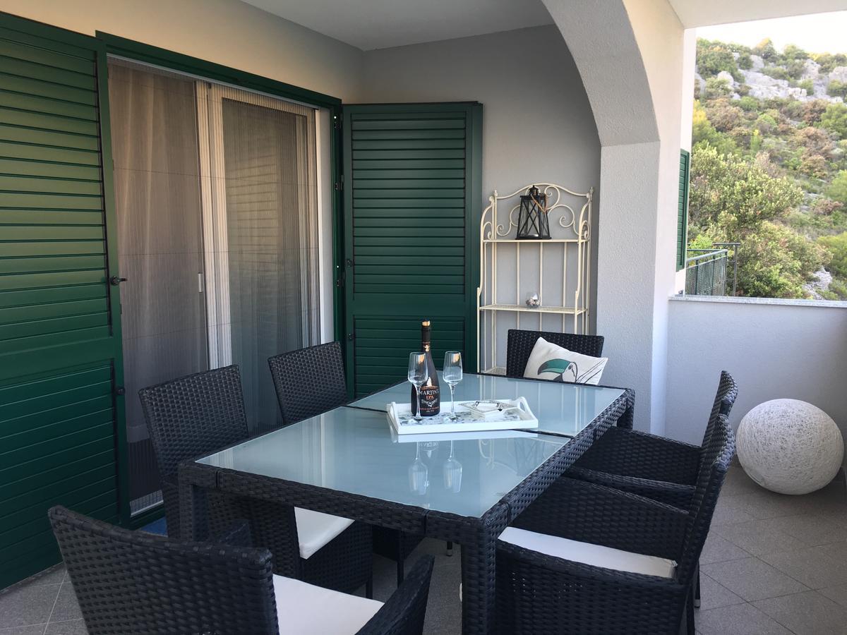 Villa Kristina Sevid Luaran gambar
