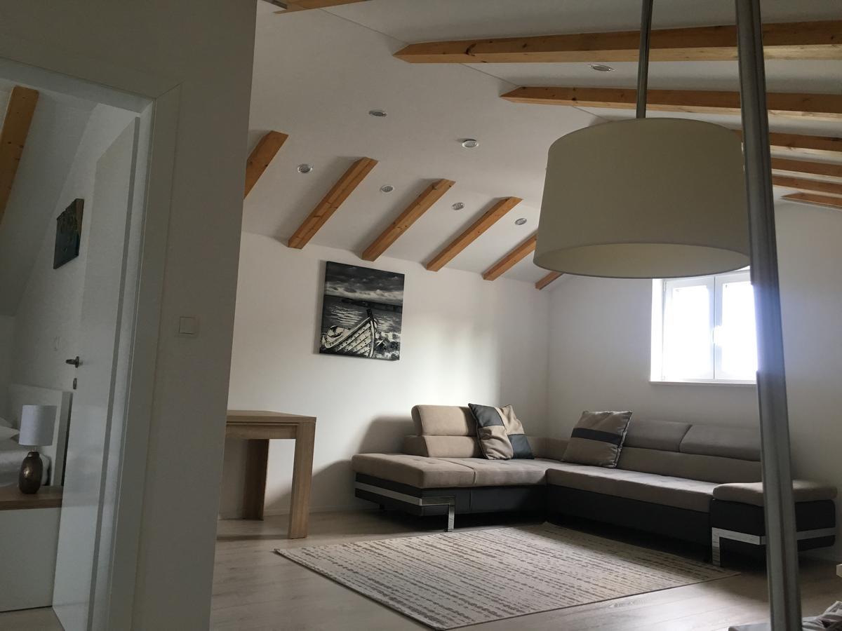 Villa Kristina Sevid Luaran gambar
