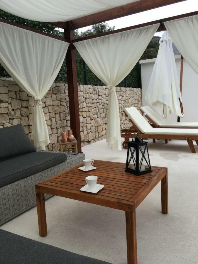 Villa Kristina Sevid Luaran gambar